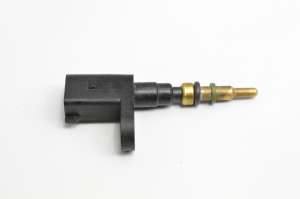 Volkswagen Polo V (2009–2017) Kühlmitteltemperatursensor 03N919501 - 4