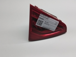 Rückleuchte Heckleuchte innen - 8T0945093C