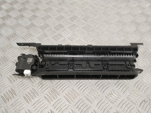 Dashboard air vent grilles - 180743700A