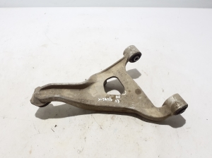 Rear control arm - 555026US0A