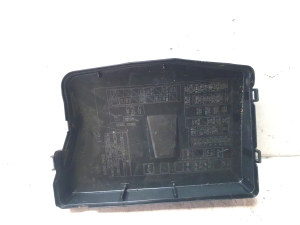 TOYOTA Avensis T27 (2008–2019) Kaitsmeploki eesmine kate 8266205290 - 2