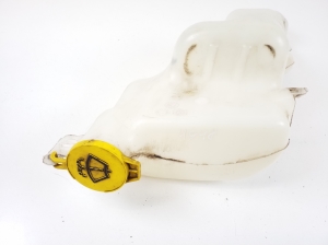 Jeep Compass MK49 (2006–2016) Front washer fluid reservoir 05303789AF - 2