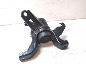 TOYOTA Avensis T27 (2008–2019) Motorlager - 4