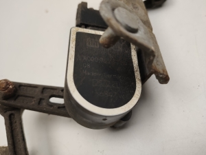 Mercedes Benz EQC N293 (2019–2026) Sensor an der Hinterradnabe A2139052002 - 2