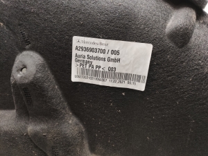 Mercedes Benz EQC N293 (2019–2026) Aizmugurējais apakšspārns A2936903700 - 3