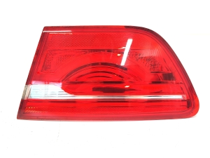   Tail light on trunk lid  -  