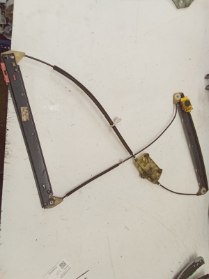 AUDI A6 C6 (2004–2011) Front door window regulator 4F0837461 - 2