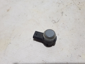products.Priekšējais parkošanās sensors - 284383712R