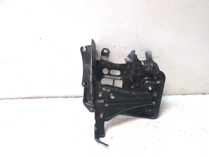 TOYOTA Avensis T27 (2008–2019) Batteriehalter - 6