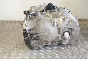 VOLVO V60 (2010–2018) Gearbox 31280564 - 8