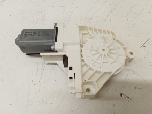 Rear side door window regulator motor - 8K0959801