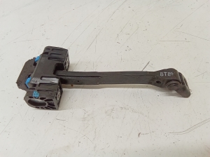 Rear side door opening limiter - 8T8839249C