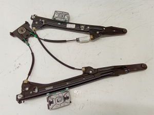 Rear side door window regulator - 8T8839462