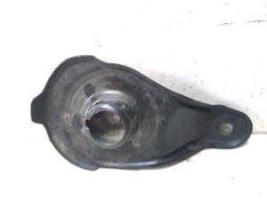 TOYOTA Avensis T27 (2008–2019) Rear spring support - 3