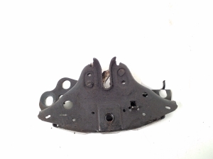 NISSAN Leaf II (2017–2026) Hood latch 65601-3NF0B - 2