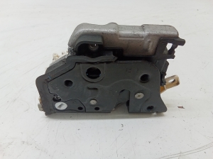 AUDI A4 B8 (2007–2016) Rear side door lock 8K0839016C - 2