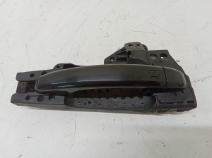Rear side door exterior handle - 8T02837886