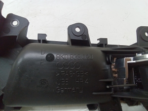 AUDI A4 B8 (2007–2016) Rear side door interior handle 8K0839020 - 3