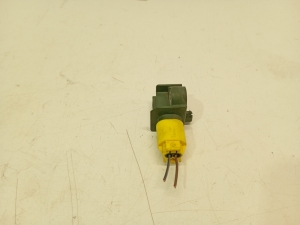 Mercedes Benz E-Class W207 (2009–2017) Airbagsensor A1729056000 - 5