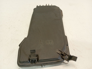  Sonstiges Teil unter der Motorhaube  - A2045400182 
