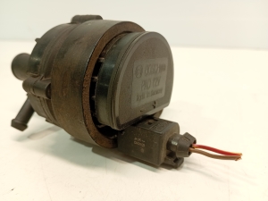 Mercedes Benz E-Class W207 (2009–2017) Tsirkulatsioonipump A2118350028 - 5