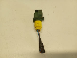 Mercedes Benz E-Class W207 (2009–2017) Airbag sensor A1729056000 - 3