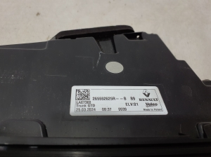 RENAULT Scenic E-Tech I (2024–2026) Tail light on trunk lid 265552625R - 5