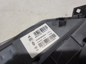 RENAULT Clio V (2019–2026) Front daytime running light 266051410R - 6