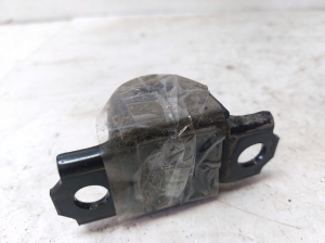 TOYOTA Avensis T27 (2008–2019) Stabilisatorhalter vorne