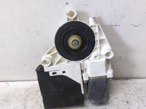 AUDI A3 8P (2003–2012) Front door window regulator motor E840311202 - 2