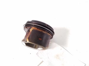   Piston and its parts  - A2820301500 