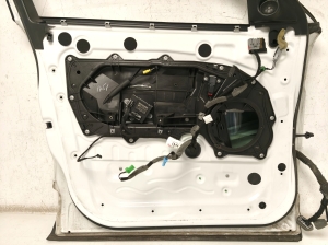 Land Rover Evoque (2011–2018) Front door - 5