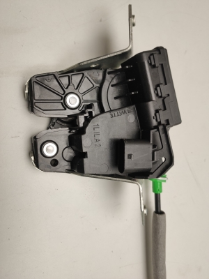 Mercedes Benz EQC N293 (2019–2026) Trunk lid lock A0997400600 - 4
