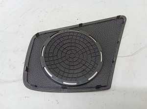 AUDI A5 (2007–2016) Speaker grille 8K0035420 - 2