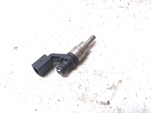Injecteur de carburant - 03C906036A