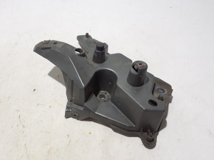 VOLVO XC60 (2017–2026) Front fender bracket 31424578 - 4