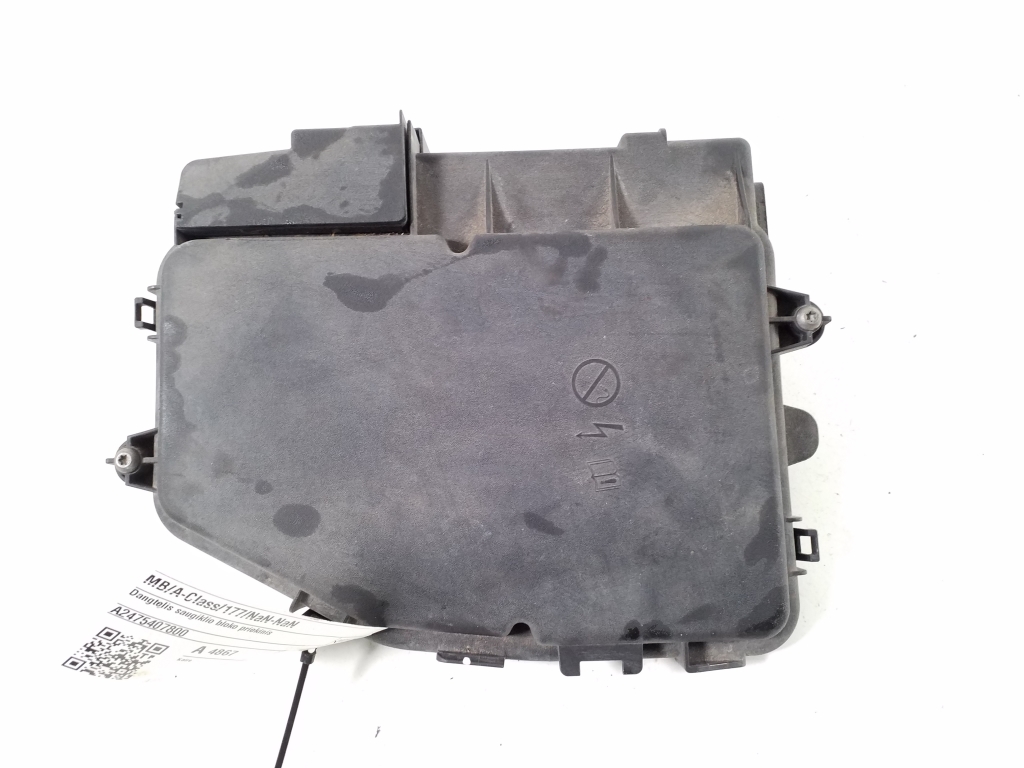 Mercedes Benz A-Class 177 (2018–2026) Kaitsmeploki eesmine kate A2475407800 Mercedes Benz A-Class 177 (2018–2026) Kaitsmeploki eesmine kate A2475407800