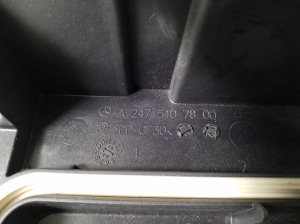 Mercedes Benz A-Class 177 (2018–2026) Kaitsmeploki eesmine kate A2475407800 - 3