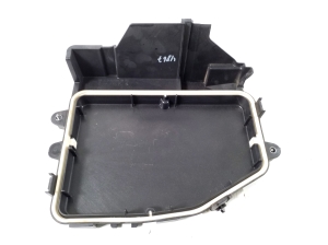 Mercedes Benz A-Class 177 (2018–2026) Kaitsmeploki eesmine kate A2475407800 - 4