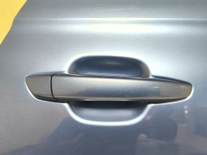 Opel Crossland X X 75 (2017–2026) Rear side doors - 7