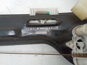 BMW X5 E70 (2006–2013) Front door window regulator 7267658 - 2