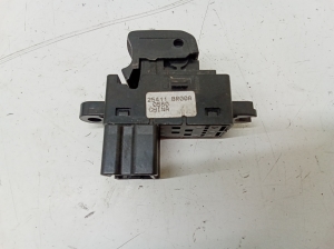 NISSAN Qashqai (2006–2013) Fensterheberschalter vorne 25411BR00A - 3