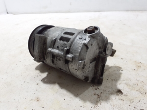 AUDI A8 D2 (1994–2002) A/C compressor 077260803AE - 3