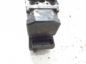 AUDI A8 D2 (1994–2002) ABS plokk 8E0614111N - 3