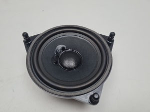 Mercedes Benz EQC N293 (2019–2026) Esiukse kõlar A2058205600 - 2