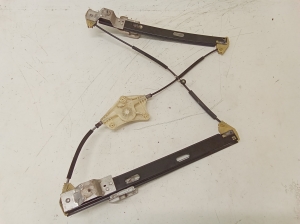 Seat Leon (2012–2026) Front door window regulator 5F4837461 - 2