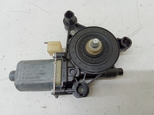 Seat Leon (2012–2026) Fensterhebermotor vorne 5Q0959801B - 2