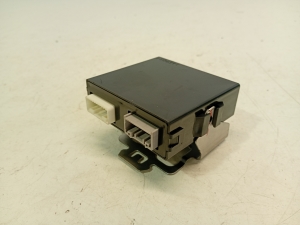   Elektrilise käsipiduri juhtmoodul  - 4815a164 