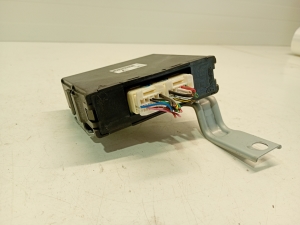 Mitsubishi Outlander (2012–2021) Parking system control unit 8631B053 - 4