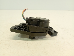Mitsubishi Outlander (2012–2021) Heater flap actuator 1611166A - 3